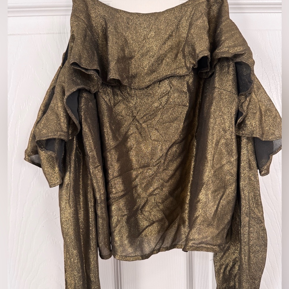 Forever 21 Metallic Open-Shoulder Top - Picture 2 of 3